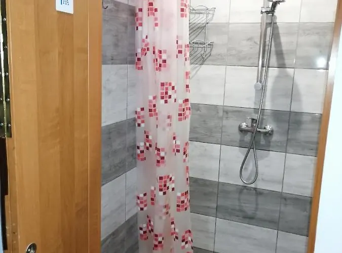 Hostel Centrum Parking *