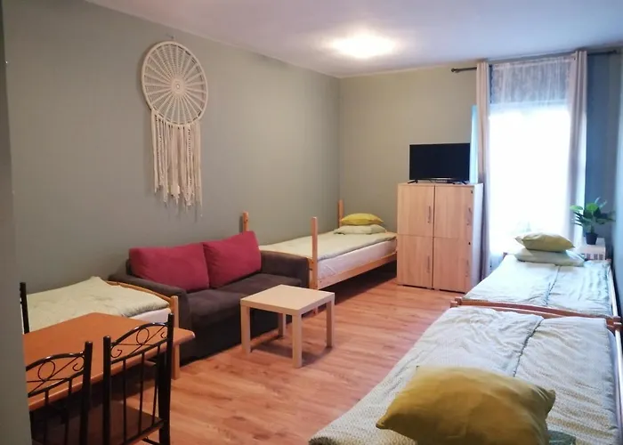 Hostel Centrum Parking