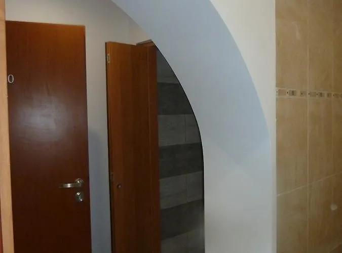 Centrum Parking Hostel *